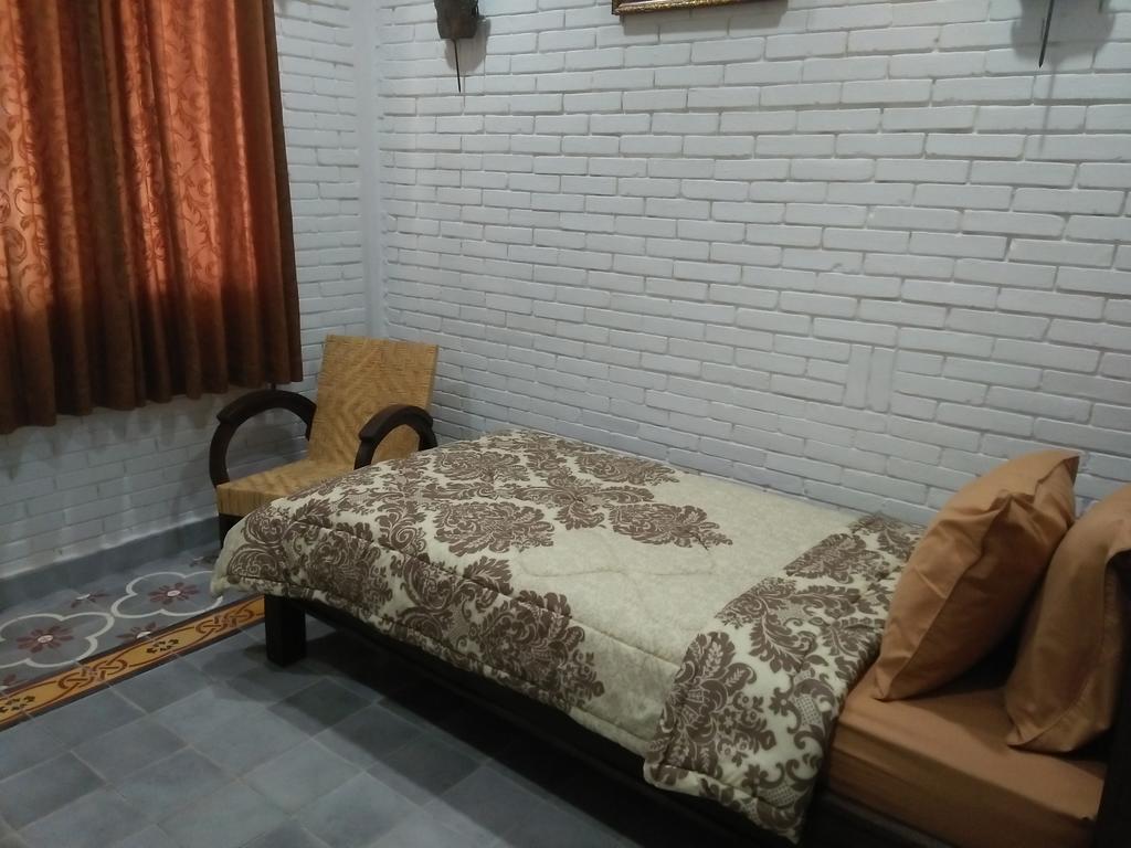 Satu Kayen Guest House Sleman (Yogyakarta) Exterior photo