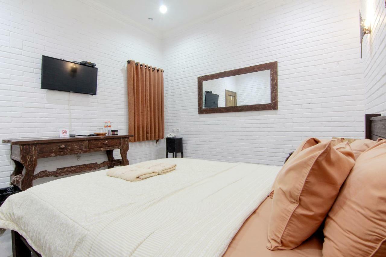 Satu Kayen Guest House Sleman (Yogyakarta) Exterior photo
