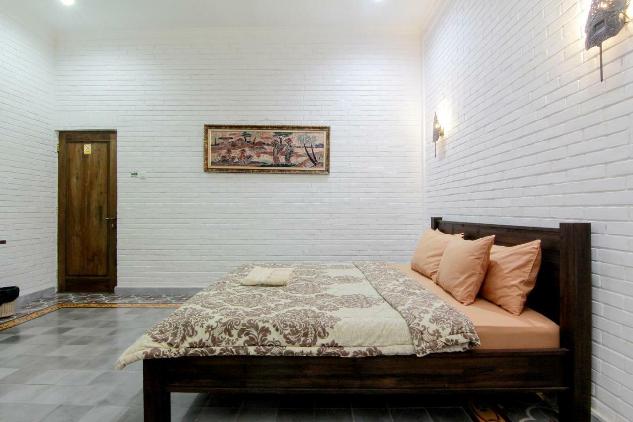 Satu Kayen Guest House Sleman (Yogyakarta) Exterior photo