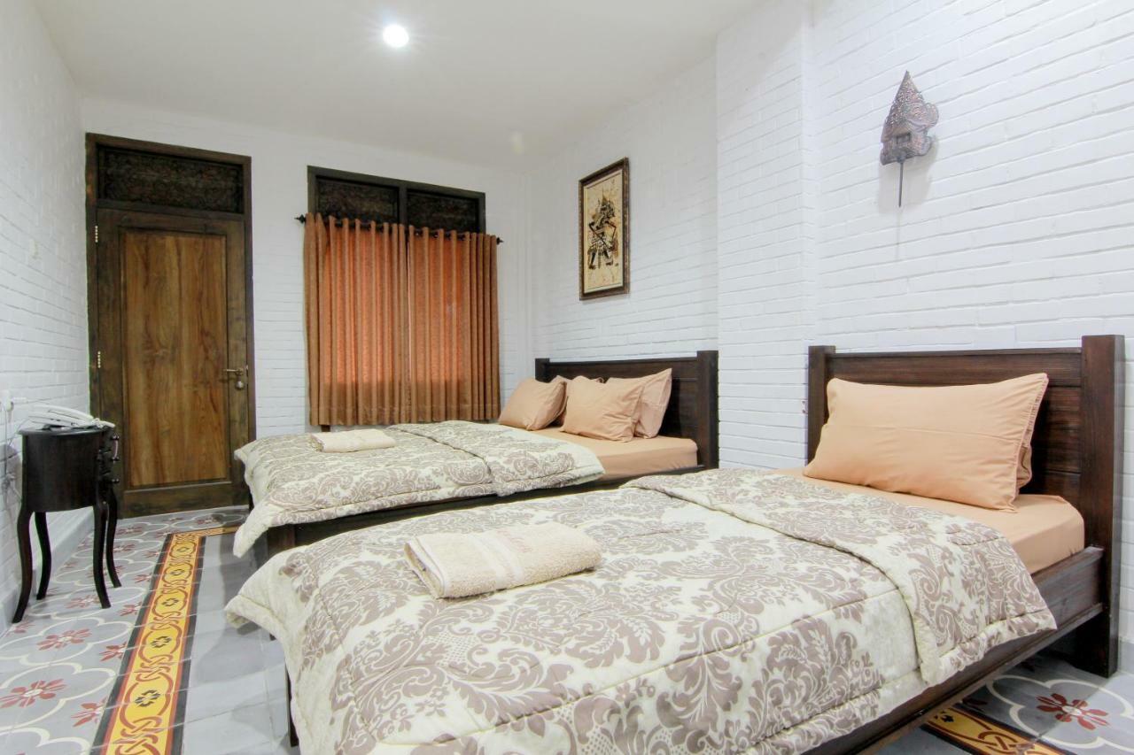 Satu Kayen Guest House Sleman (Yogyakarta) Exterior photo