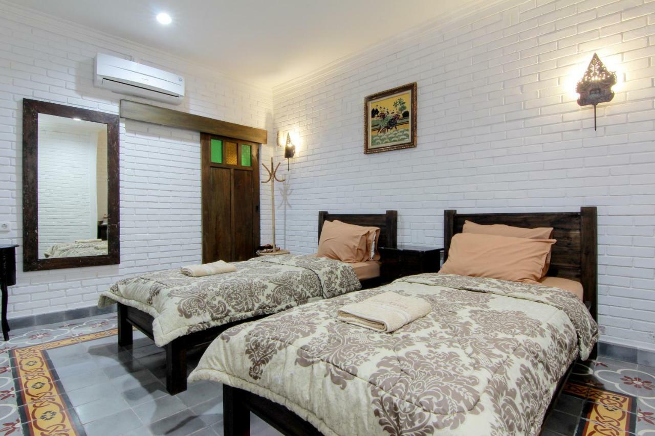 Satu Kayen Guest House Sleman (Yogyakarta) Exterior photo